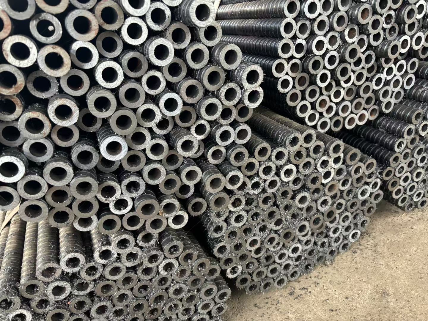 抗浮设计-地下工程的隐形杀手：为何抗浮锚杆成了建筑师的“必修课”？